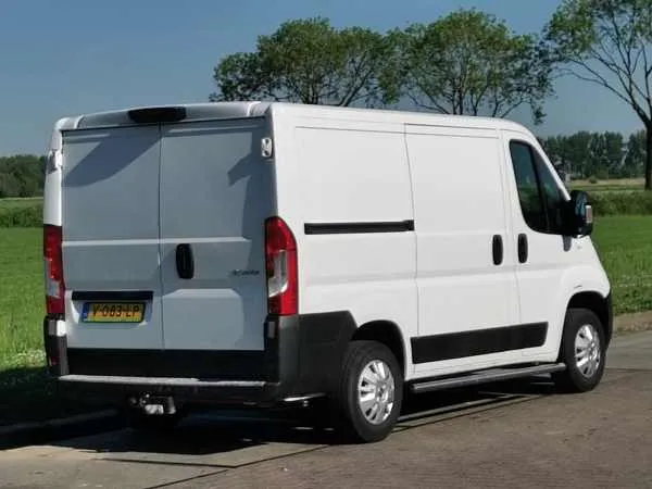 Peugeot Boxer 330 2.0 HDI Image 3