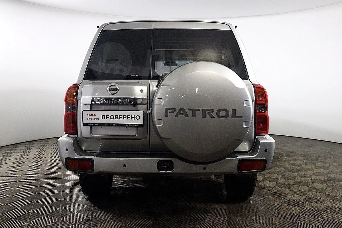 Nissan Patrol Image 6