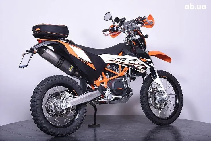 KTM 690 Image 8